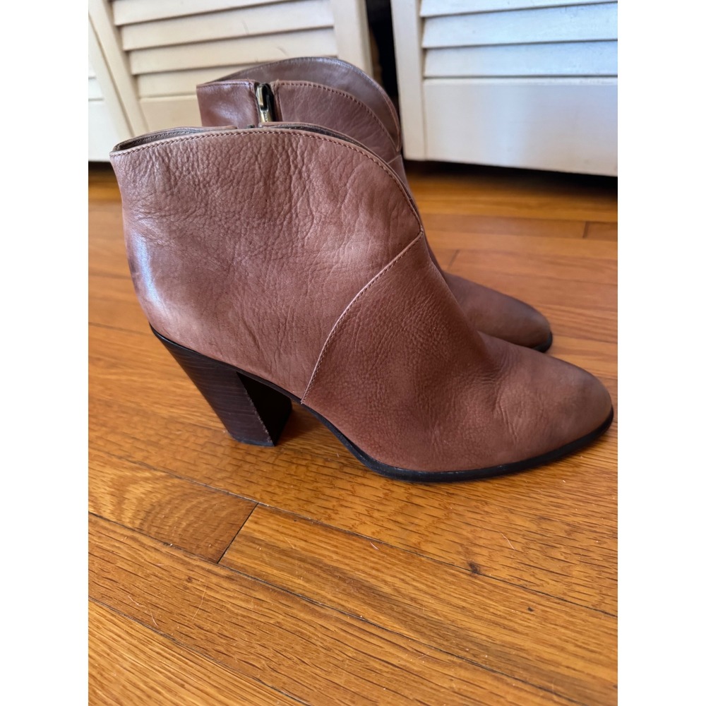 Vince Camuto‎ Ankle Boots - Picture 3 of 5